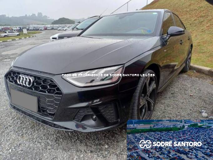 AUDI A4 22/23