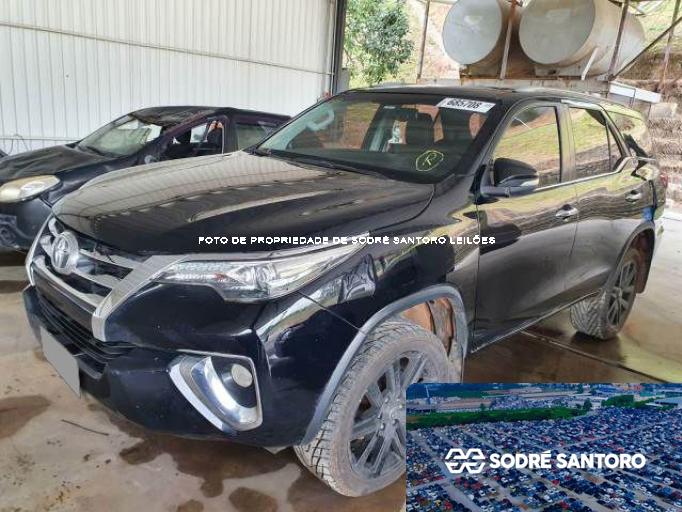 TOYOTA HILUX SW4 16/17